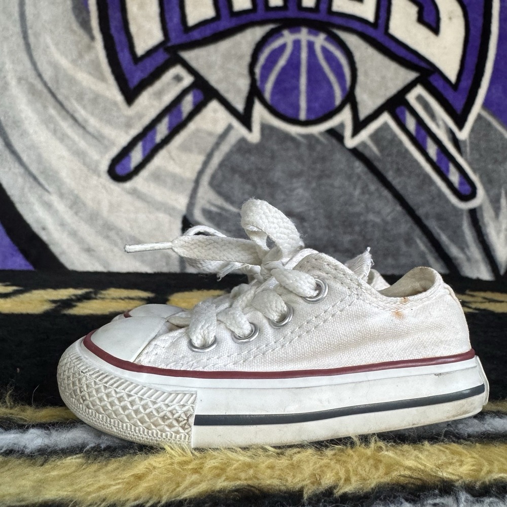 Size 4c - Unisex Toddler Converse Chuck Taylor All Star Classic Optical White